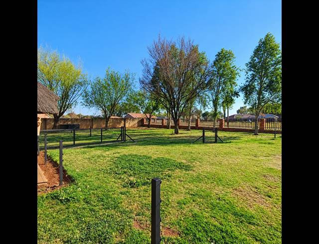 2 BEDROOM HOUSE FOR SALE IN RIVERSDALE